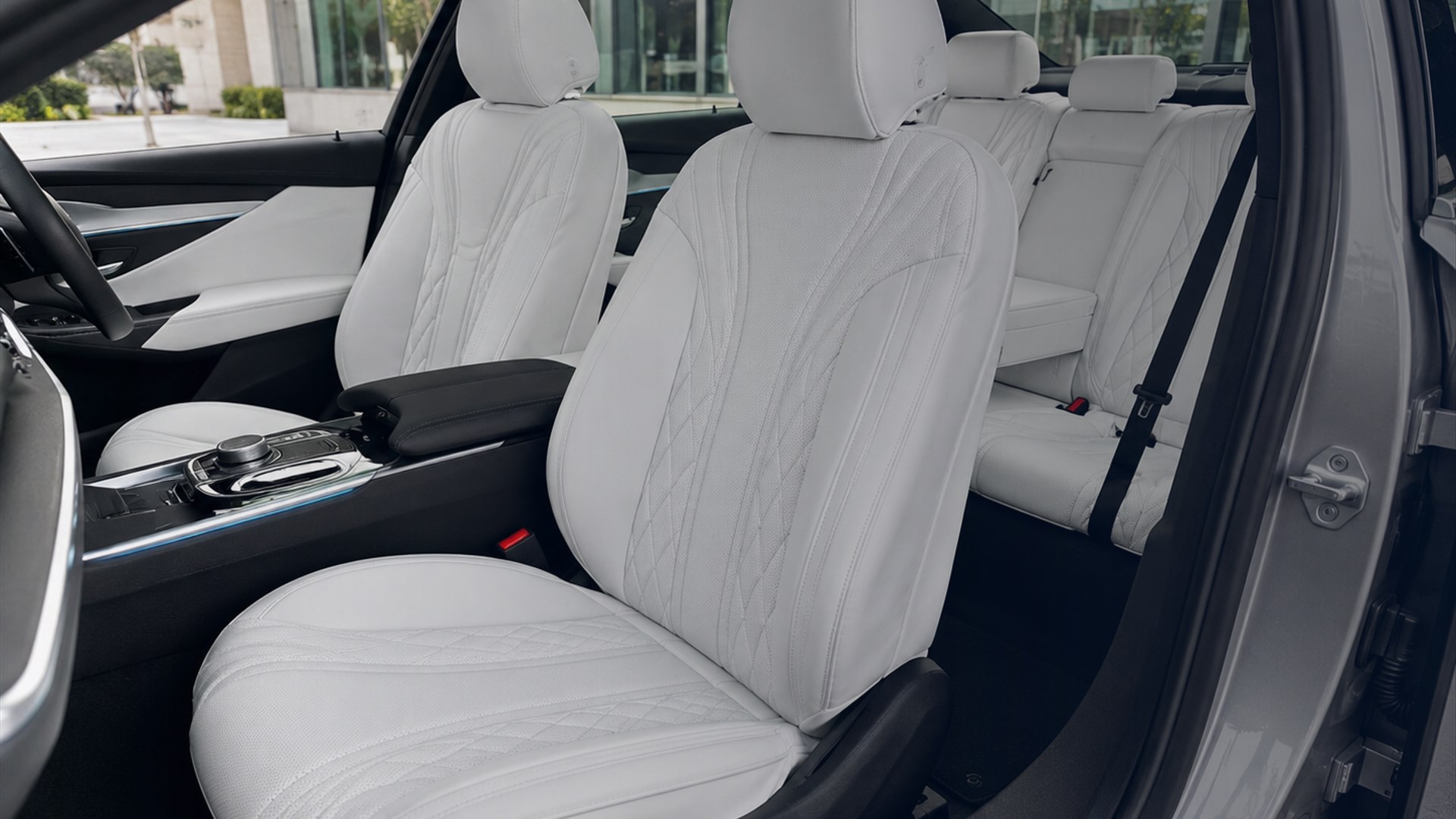 Audi A4L / A7 — Seat Cover Programs